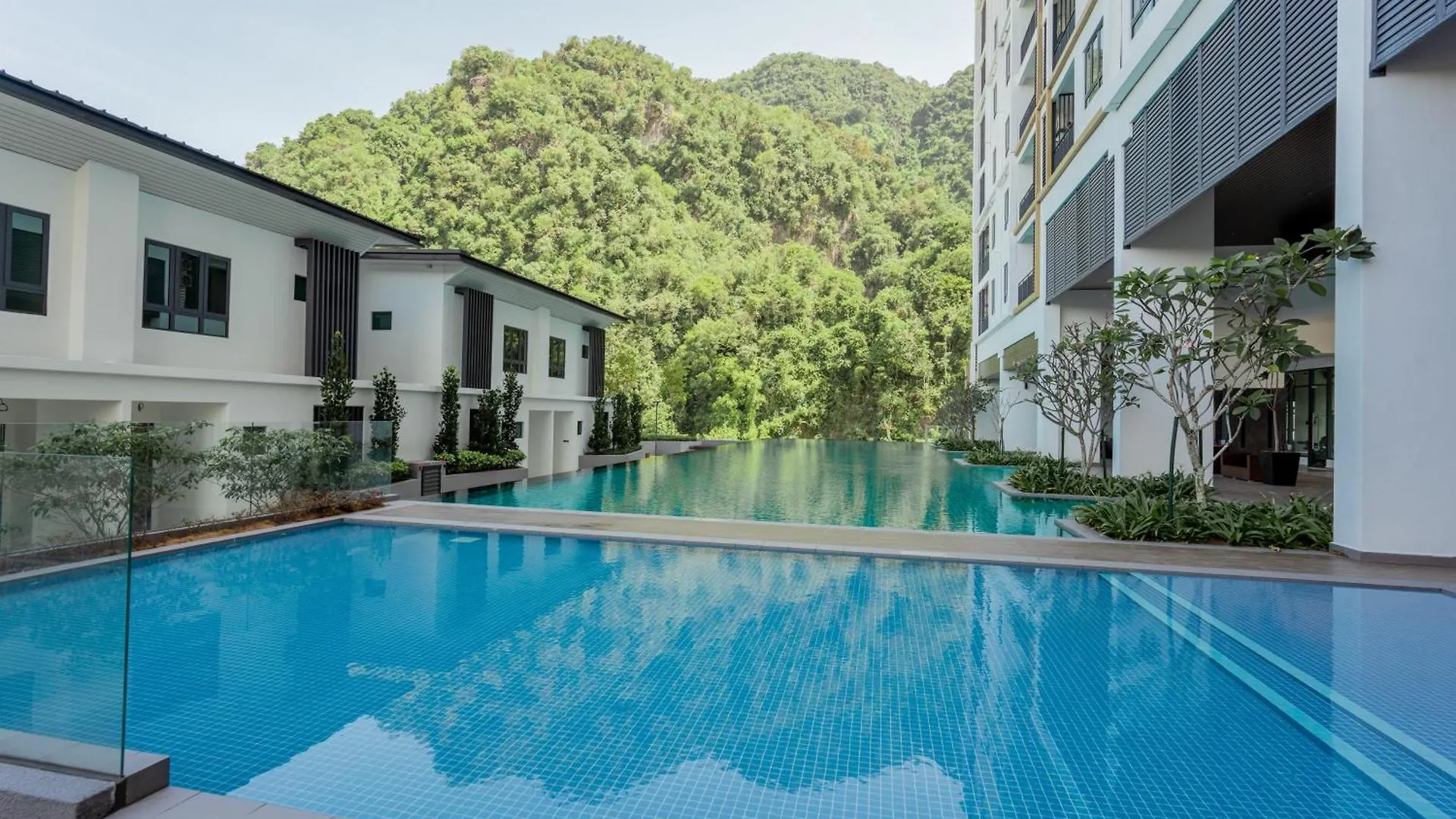 Ipoh Sunway Onsen Suites And Tambun Guesthouse , 3-14Pax 2Parking By Iwh Apartment