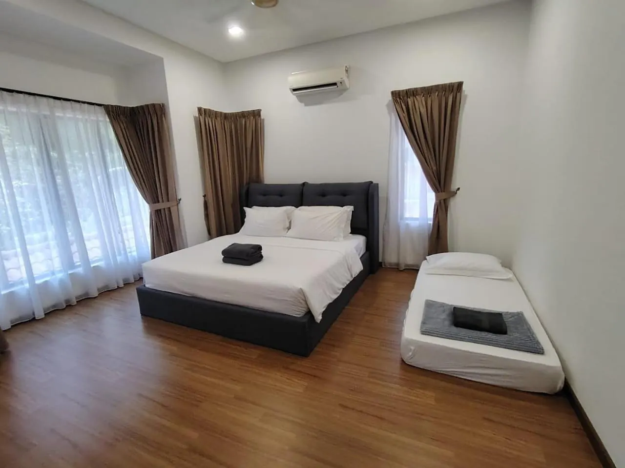Ipoh Sunway Onsen Suites And Tambun Guesthouse , 3-14Pax 2Parking By Iwh Apartment