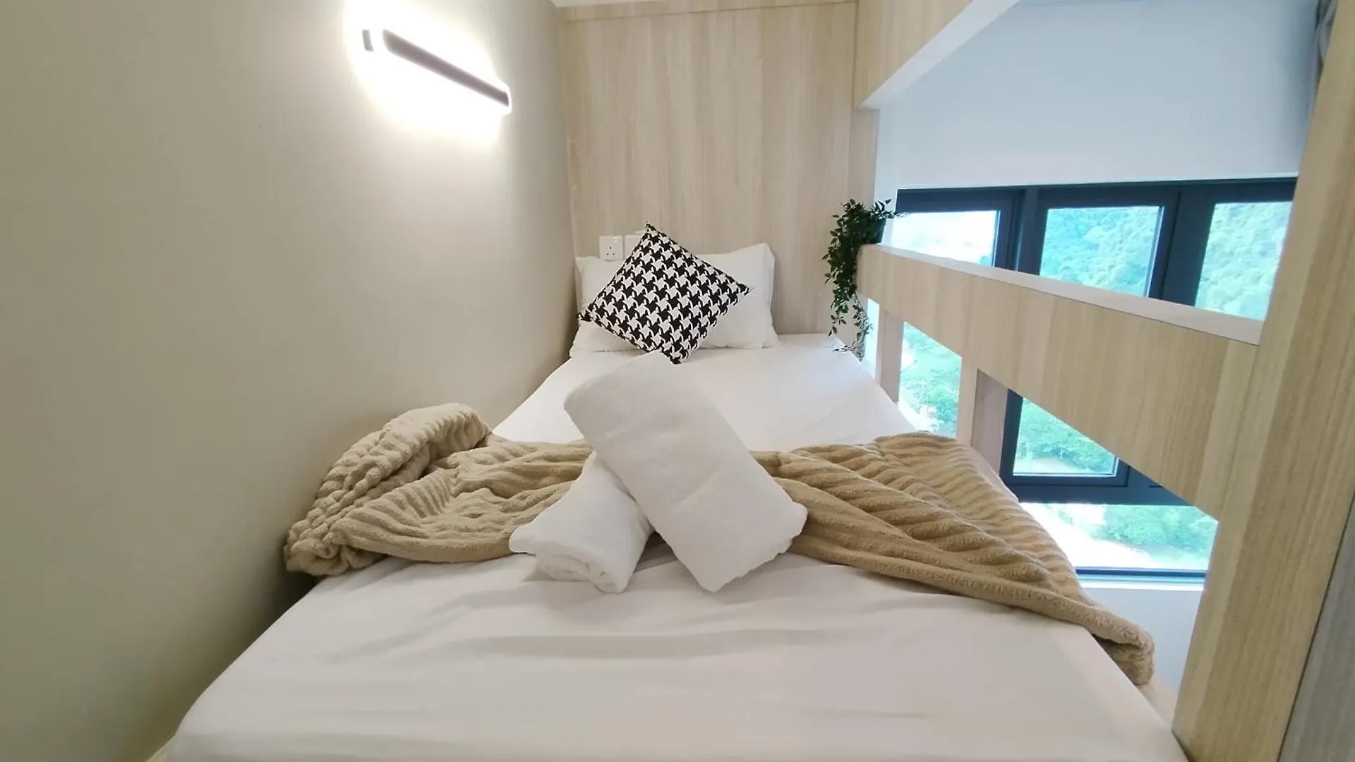 Ipoh Sunway Onsen Suites And Tambun Guesthouse , 3-14Pax 2Parking By Iwh Malaysia